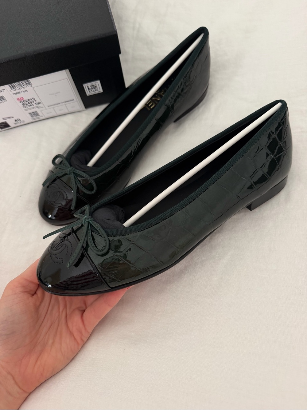 Chanel Metiers d’Art 26 Green Croc Ballet Flats - Picture 3 of 7